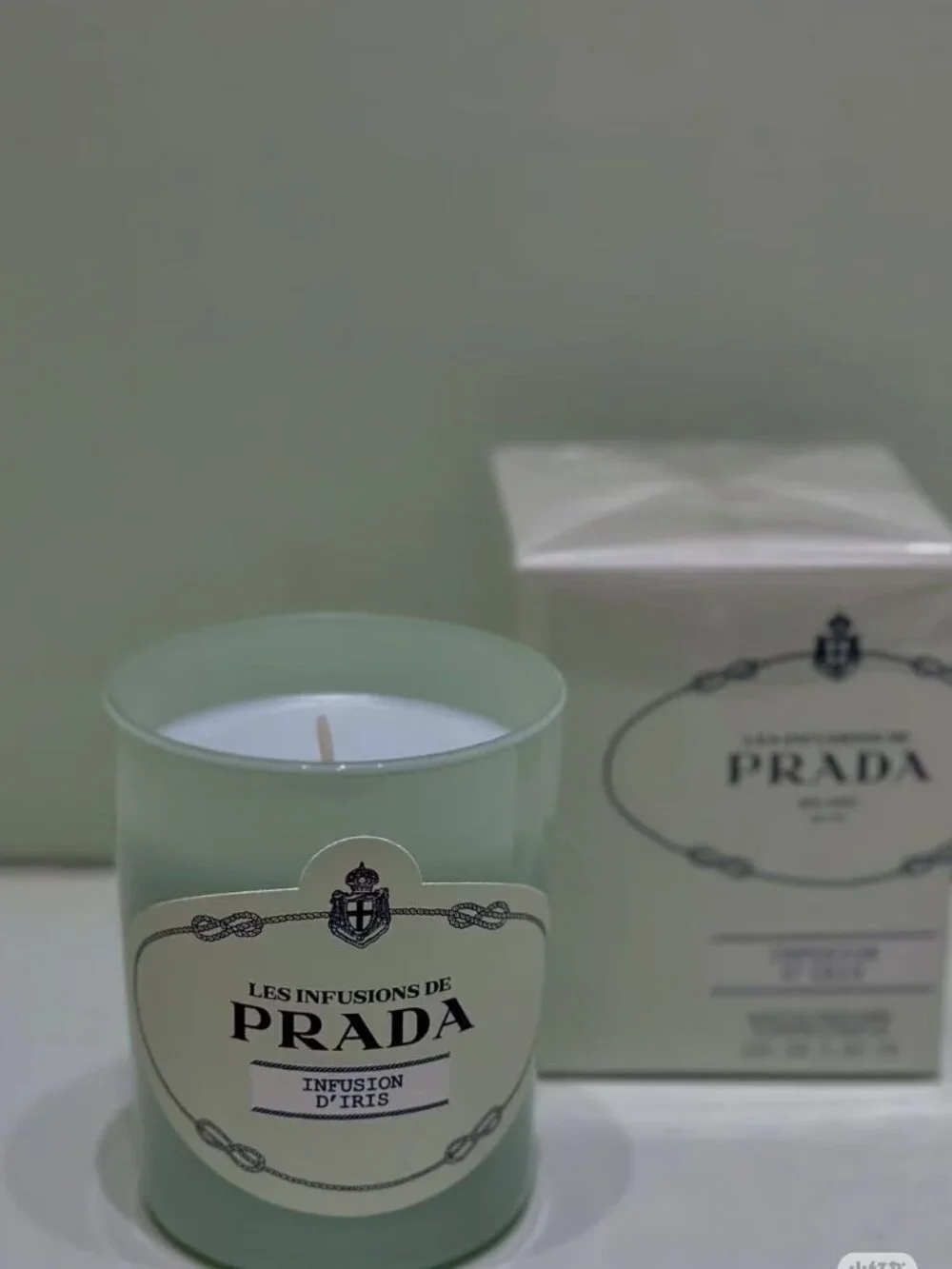 NIB PRADA Infusion d'Iris Candle